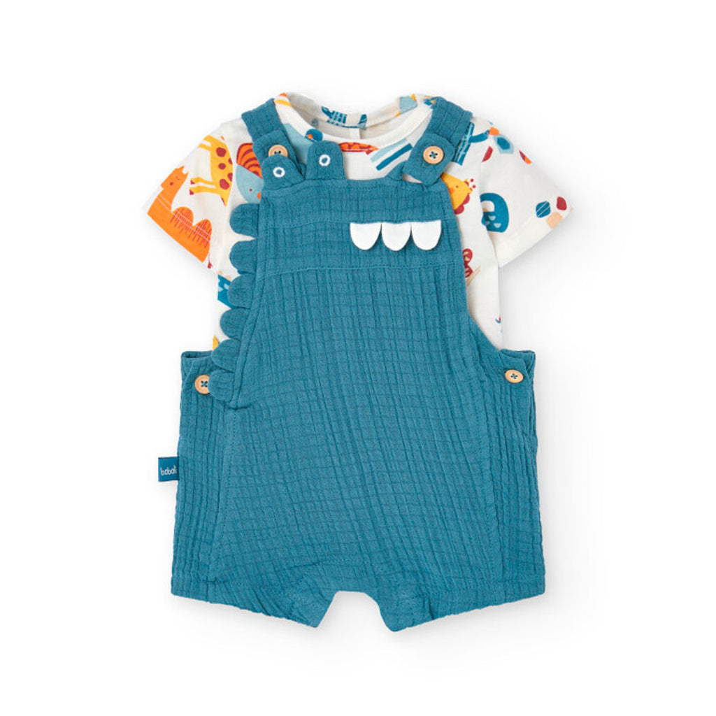 T-shirt and overall set with varied print