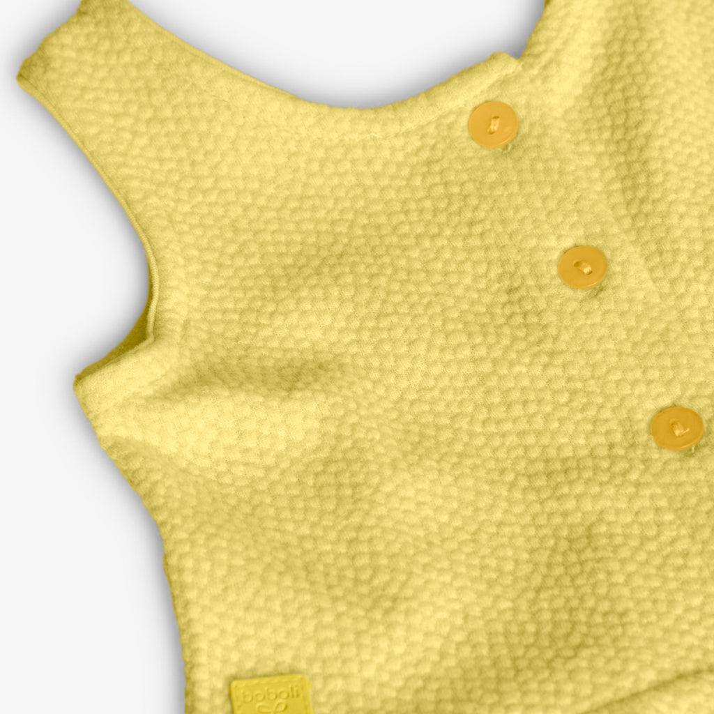 Knitted top in yellow